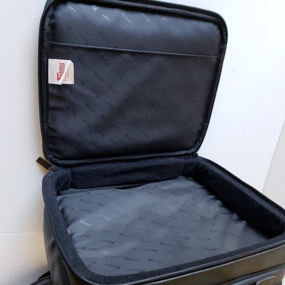 Targus Black Laptop Bag with Multi Compartments with Shoulder Strap - Picture 5 of 10